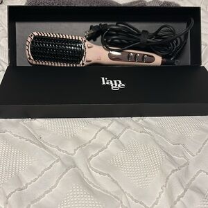Lange Black and Pink Hair Styling Tool